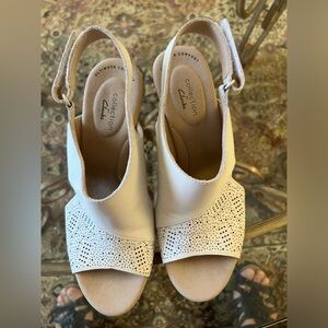 Clarks Women Sandals